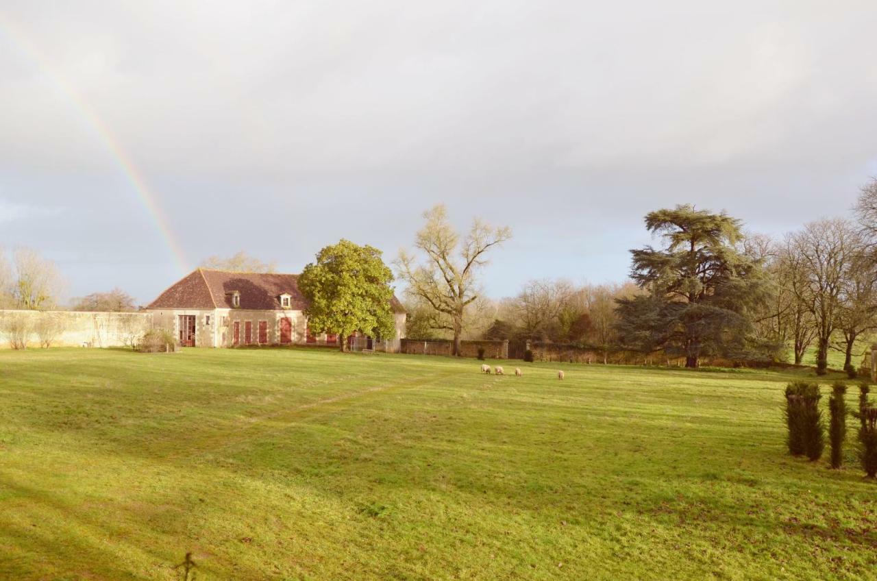 Chateau Des Noces Bazoges-en-Pareds Exteriér fotografie